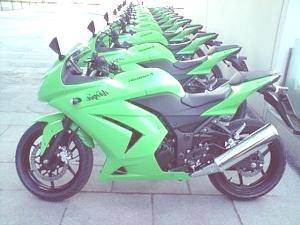 Kawasaki Ninja 250R 1