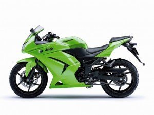 Kawasaki Ninja 250R 3